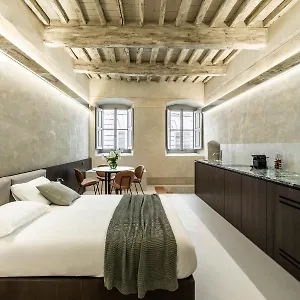 Chiaromanni Italy